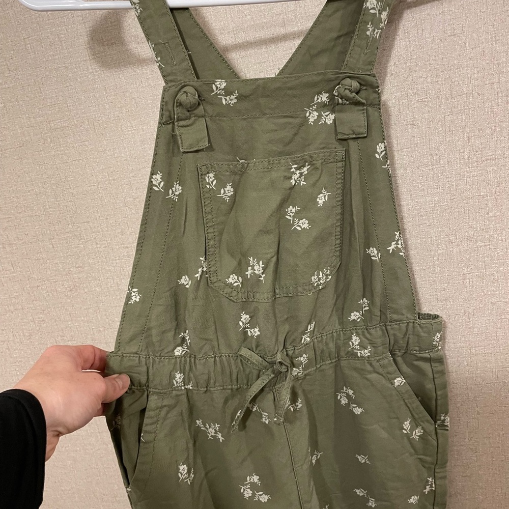 Overalls - Picture 3 of 6